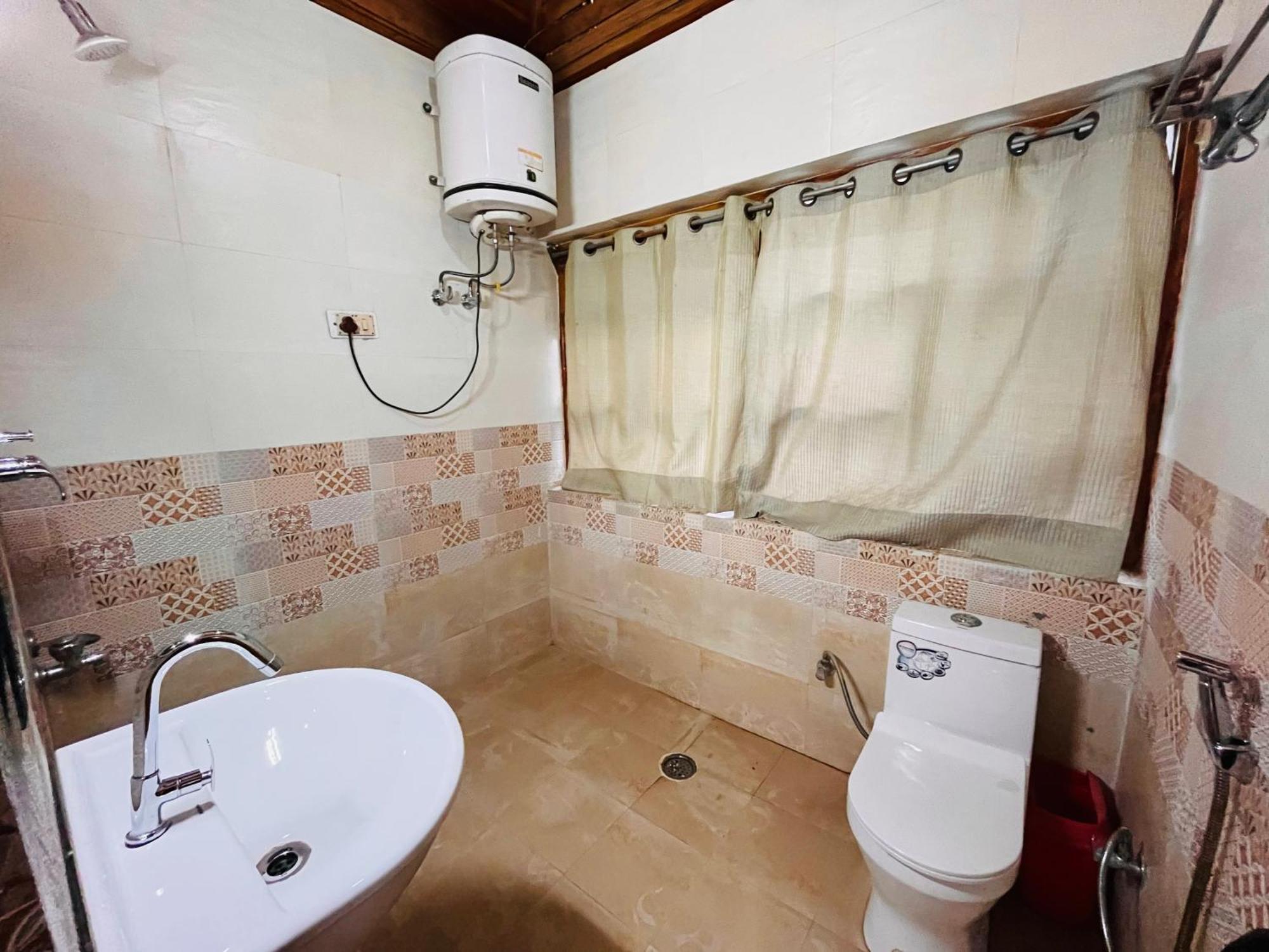 Himalayan River Mountain View 2 Bedrooms Cottage, Manali Exterior photo